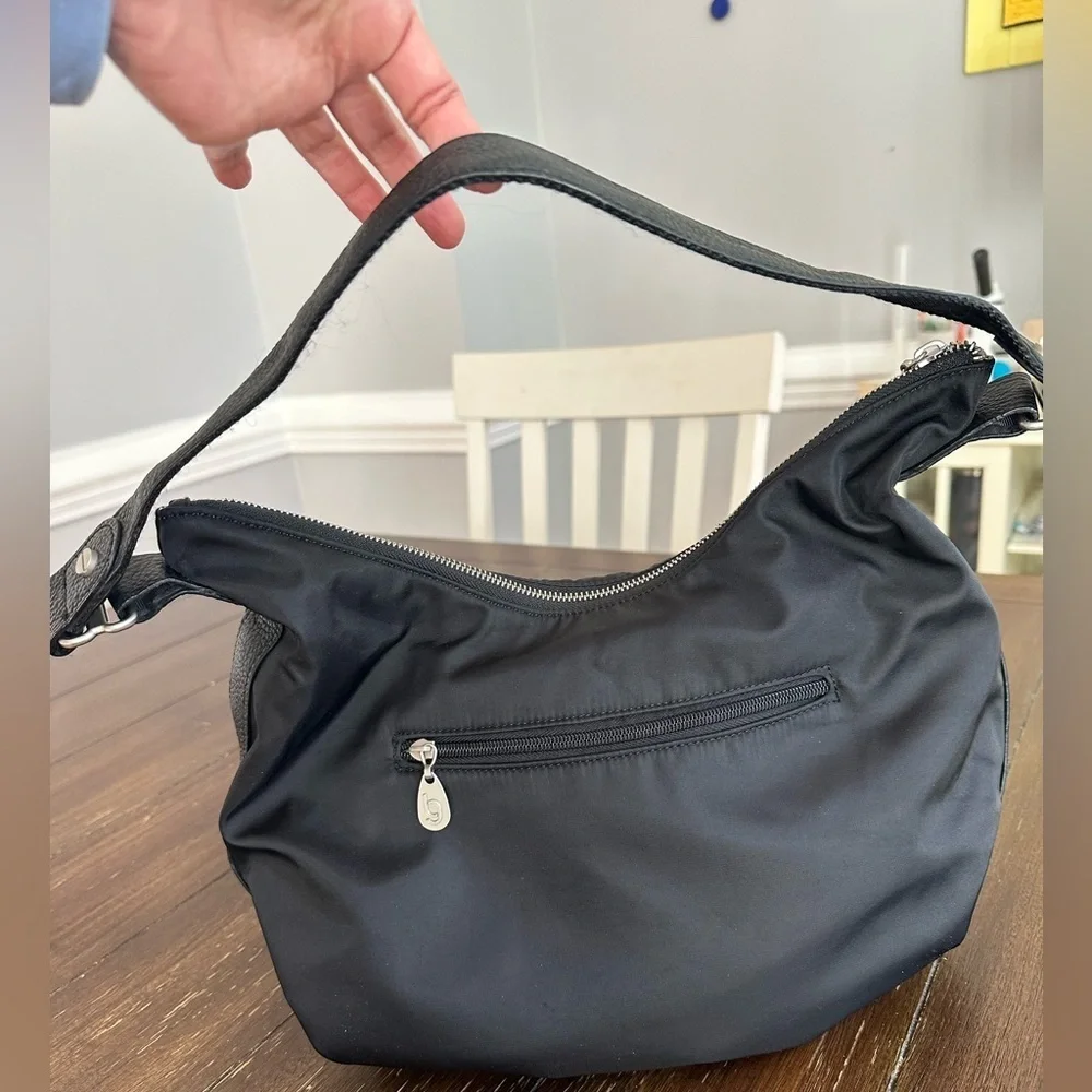 Baggallini hobo bag
